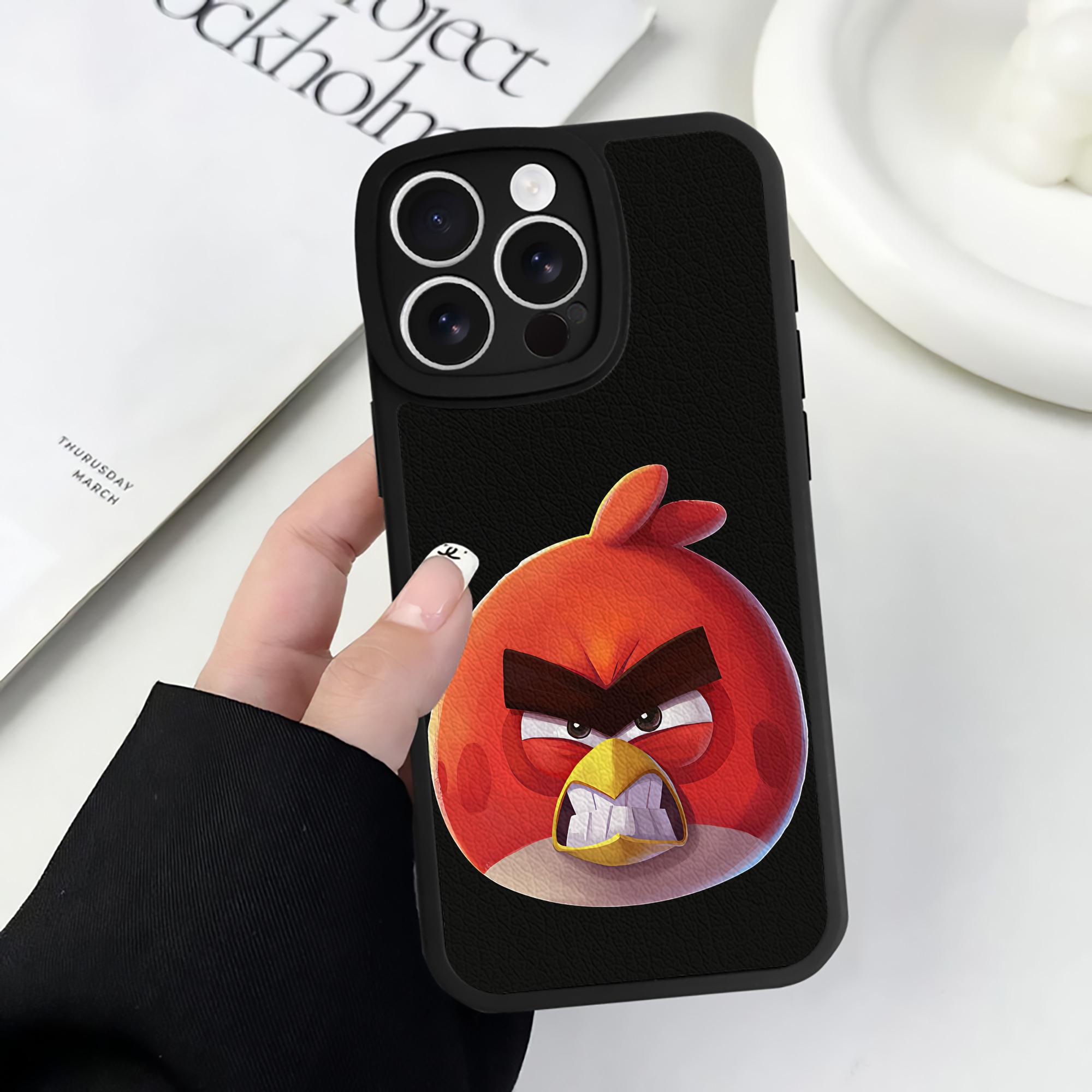 （画像用） Angry Birds アングリーバード 【iPhone 16シリーズ対応】シリコンスマホケース（レザー調） 材質：シリコン